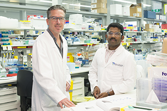 Dr Axel Kallies and Dr Ajith Vasanthakumar in the laboratory