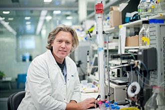 Jeff Babon at lab desk