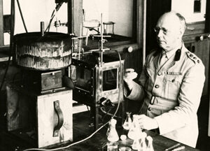 Dr Charles Kellaway in the laboratory