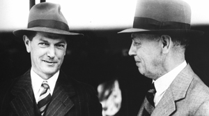 Sir Frank Macfarlane Burnet (L) and his predecessor as institute director, Dr Charles Kellaway