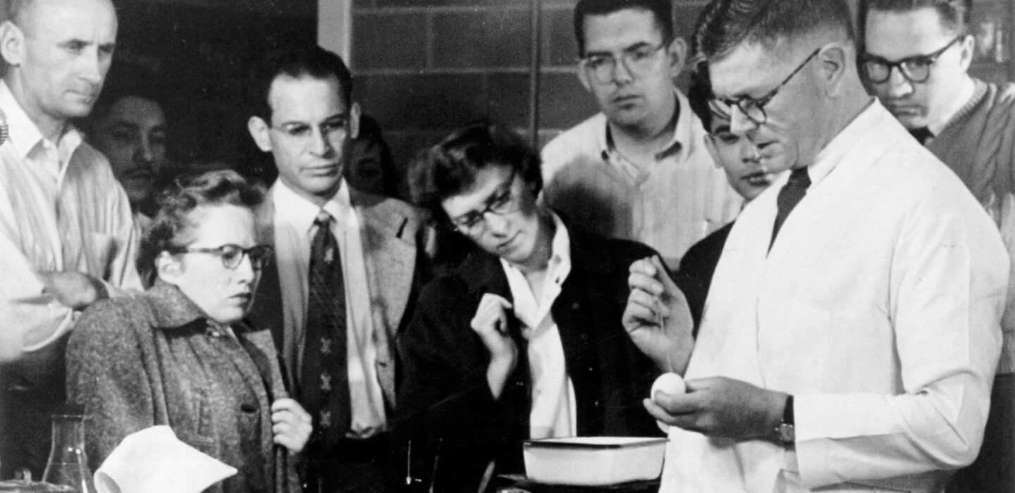 Macfarlane Burnet inoculating eggs