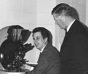 Sir Gustav Nossal (L) with his predecessor as director, Sir Macfarlane Burnet