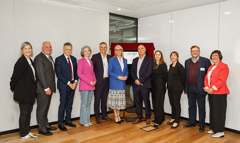 Lord Mayor Sally Capp AO (centre) with leaders from WEHI, CSL, University of Melbourne, Breakthrough Victoria, Cicada Innovations and Jumar Bioincubator.