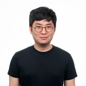 Head and shoulders photo of Dr HoChan Cheon