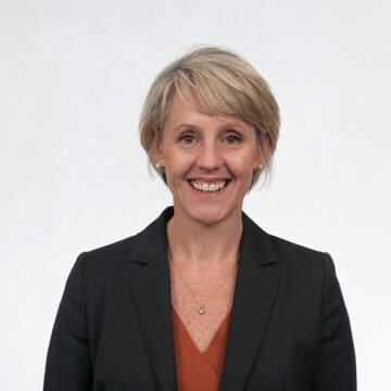 Portrait photo of Sally Elford